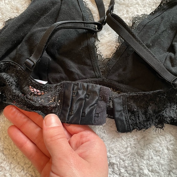 Unlined black bralette - Picture 5 of 6